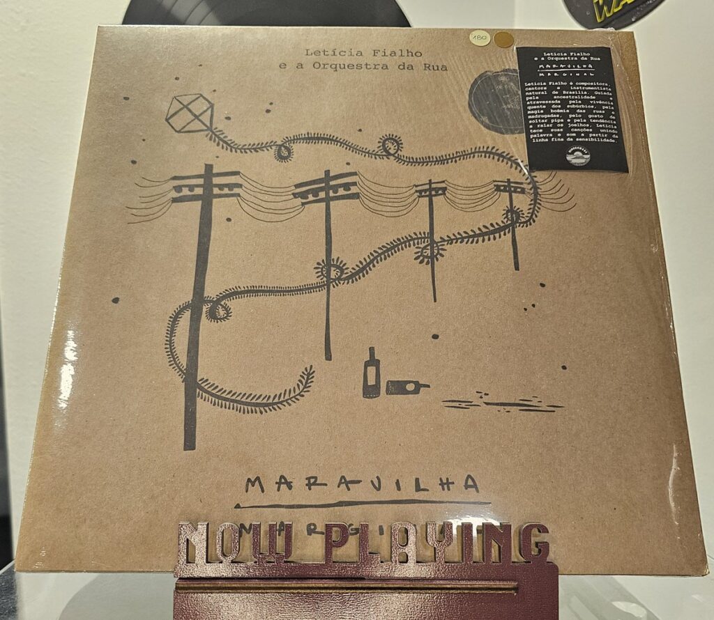 Letícia Fialho e A Orquestra da Rua - Álbum: Maravilha Marginal